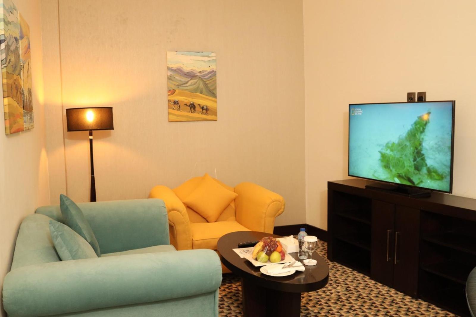 Golden Tulip Hail Экстерьер фото