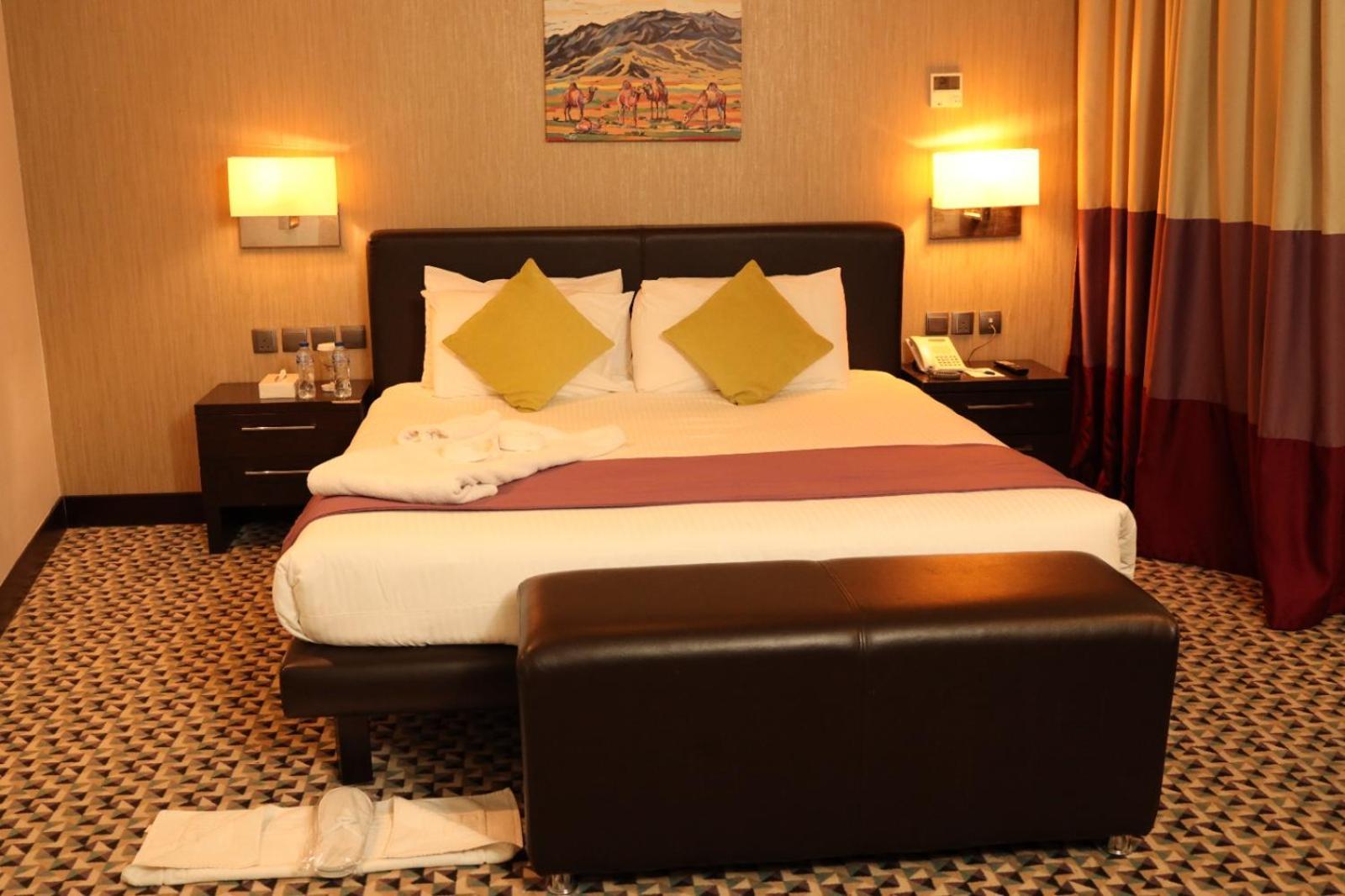 Golden Tulip Hail Экстерьер фото