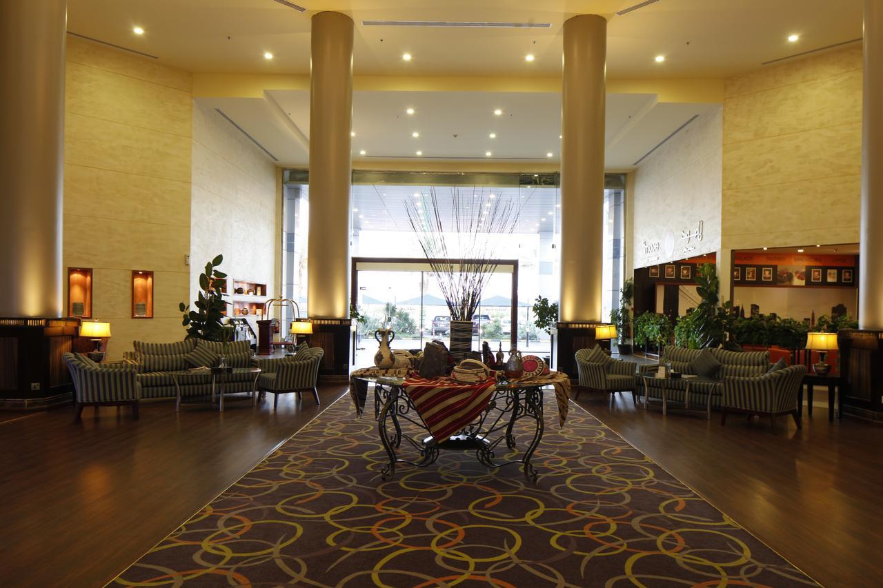 Golden Tulip Hail Экстерьер фото